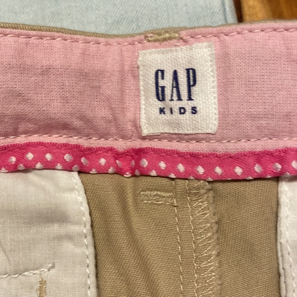 Girl’s Size 8 Shorts Bundle of 2: 1 Denim Children’s Place & 1 GAP Khakis - Picture 5 of 10